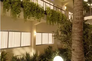 250 Collins Ave, Miami Beach, FL 33139 - Photo 29