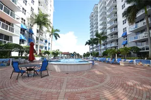 5085 NW 7th St, Miami, FL 33126 - Photo 17