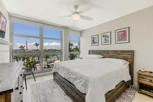 5055 Collins Ave, Miami Beach, FL 33140 - Photo 23