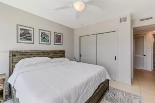5055 Collins Ave, Miami Beach, FL 33140 - Photo 25