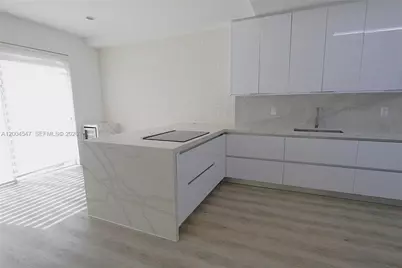7392 NW 112th Ct #7392, Doral, FL 33178 - Photo 13