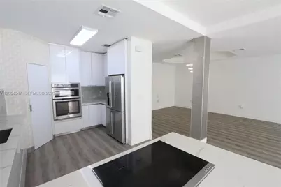 7392 NW 112th Ct #7392, Doral, FL 33178 - Photo 9