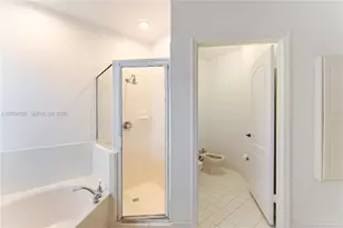 5869 NW 108th Pl, Doral, FL 33178 - Photo 25