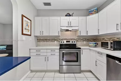 8 Ocean View Blvd, Key Largo, FL 33037 - Photo 37