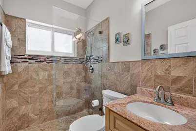 8 Ocean View Blvd, Key Largo, FL 33037 - Photo 31