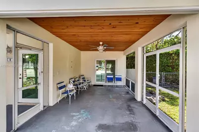 8 Ocean View Blvd, Key Largo, FL 33037 - Photo 13