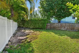 8 Ocean View Blvd, Key Largo, FL 33037 - Photo 43
