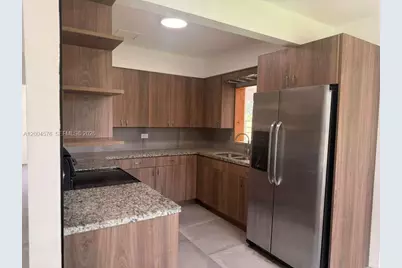 14240 S Biscayne River Rd #1, Miami, FL 33161 - Photo 5