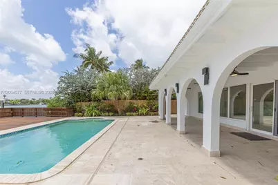 1690 Daytonia Rd, Miami Beach, FL 33141 - Photo 75