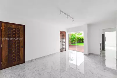 1101 Capri St, Coral Gables, FL 33134 - Photo 13