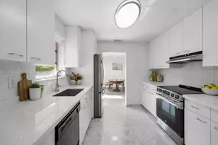 1101 Capri St, Coral Gables, FL 33134 - Photo 11