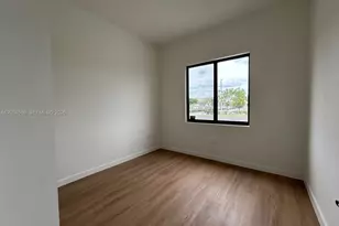12552 SW 194th St, Miami, FL 33177 - Photo 17