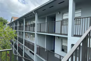 12650 SW 6th St, Pembroke Pines, FL 33027 - Photo 19