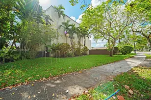 709 Curtiss Pkwy, Miami Springs, FL 33166 - Photo 29