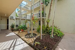 709 Curtiss Pkwy, Miami Springs, FL 33166 - Photo 27