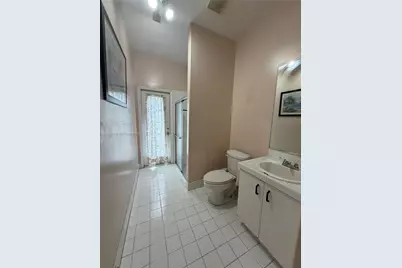 2329 NW 184th Ter, Pembroke Pines, FL 33029 - Photo 9