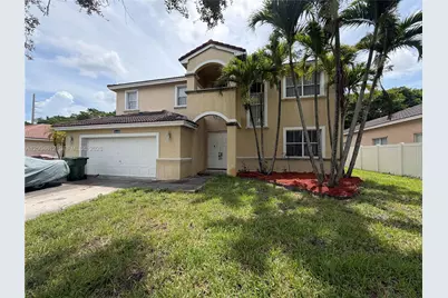 2329 NW 184th Ter, Pembroke Pines, FL 33029 - Photo 1