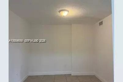 6950 W 6th Ave #415, Hialeah, FL 33014 - Photo 15