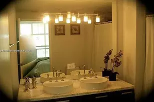244 Biscayne Blvd, Miami, FL 33132 - Photo 7