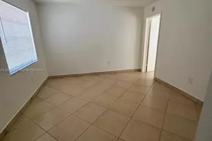 1235 NW 6th St, Miami, FL 33125 - Photo 5