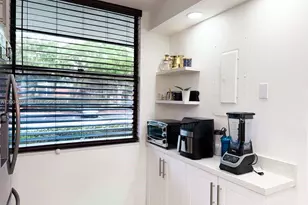 1721 Whitehall Dr, Davie, FL 33324 - Photo 9
