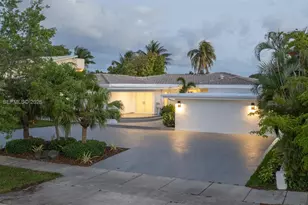 1690 Daytonia Rd, Miami Beach, FL 33141 - Photo 7