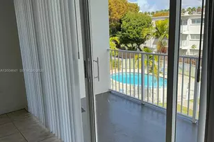 7713 SW 88th St, Miami, FL 33156 - Photo 3