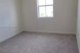 1010 SE 26th Ter, Homestead, FL 33035 - Photo 13