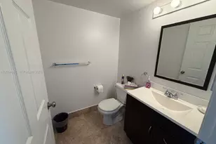 12651 SW 16th Ct, Pembroke Pines, FL 33027 - Photo 13