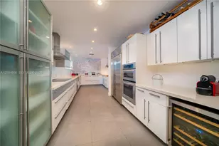861 Harbor Dr, Key Biscayne, FL 33149 - Photo 9
