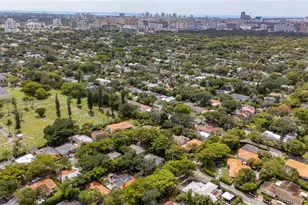 831 Cortez St, Coral Gables, FL 33134 - Photo 39