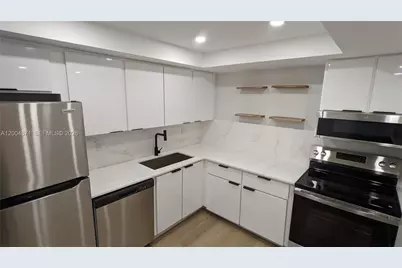 501 Three Islands Blvd #112, Hallandale Beach, FL 33009 - Photo 11