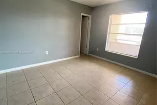 17600 NW 68th Ave, Hialeah, FL 33015 - Photo 21