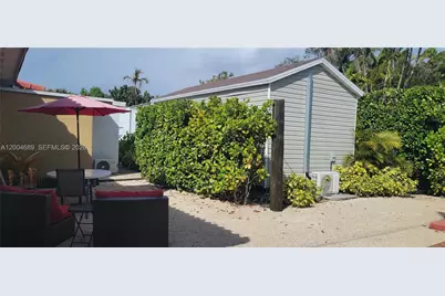 6021 SW 62nd Pl, South Miami, FL 33143 - Photo 19