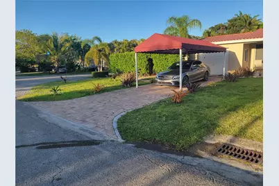 6021 SW 62nd Pl, South Miami, FL 33143 - Photo 13