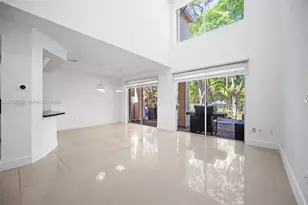 21012 NE 34th Ct, Aventura, FL 33180 - Photo 5