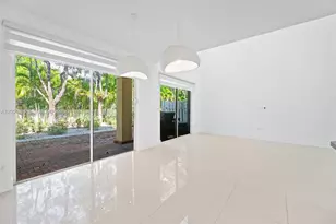 21012 NE 34th Ct, Aventura, FL 33180 - Photo 9