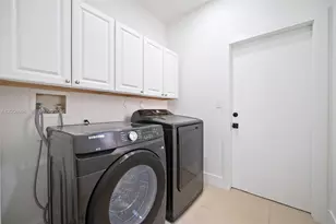 21012 NE 34th Ct, Aventura, FL 33180 - Photo 15