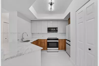 2401 NE 65th St #205, Fort Lauderdale, FL 33308 - Photo 9