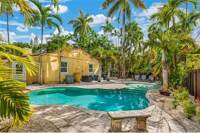 1050 Harrison St #0, Hollywood, FL 33019 - Photo 41