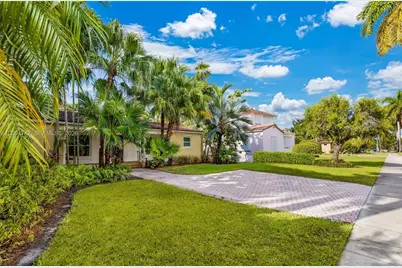1050 Harrison St #0, Hollywood, FL 33019 - Photo 45
