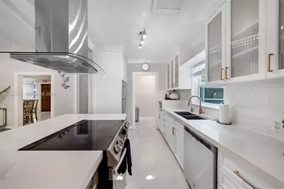 1050 Harrison St #0, Hollywood, FL 33019 - Photo 3