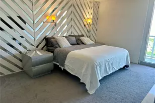 100 Bayview Dr, Sunny Isles Beach, FL 33160 - Photo 23