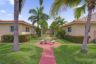 2160 Bay Dr, Miami Beach, FL 33141 - Photo 9