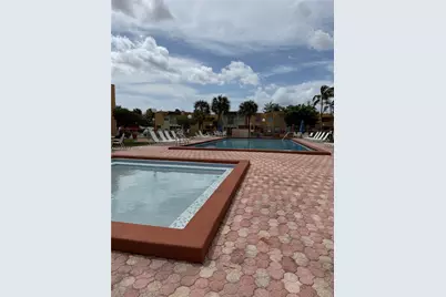 9320 W Flagler St #201D, Miami, FL 33174 - Photo 3