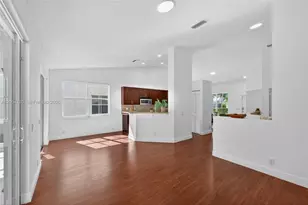 875 Savannah Falls Dr, Weston, FL 33327 - Photo 9