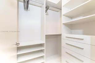 16901 Collins Ave, Sunny Isles Beach, FL 33160 - Photo 11