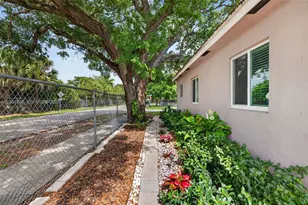 375 NW 28th Ave, Fort Lauderdale, FL 33311 - Photo 51