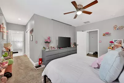 375 NW 28th Ave, Fort Lauderdale, FL 33311 - Photo 25