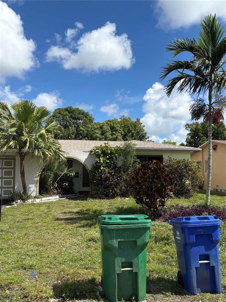 8719 Southampton Dr - 8719 Southampton Dr, Miramar, FL 33025 Luxury Property | Jose Angel Pina